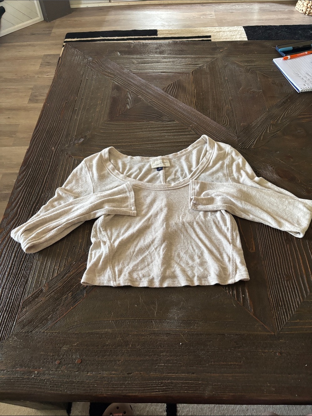 Universal Thread Cream Scoop Neck Crop Top